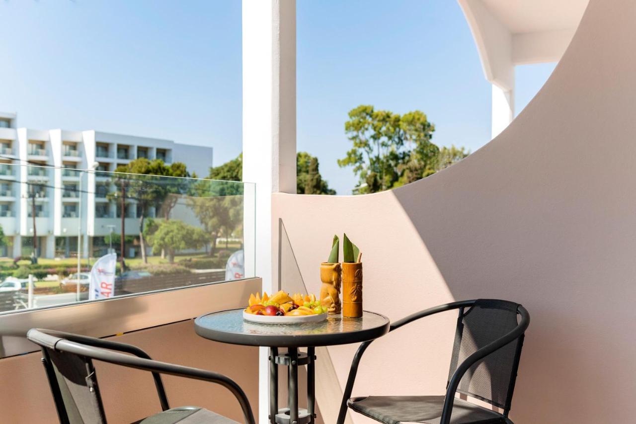 Megusta Suites Theológos Екстериор снимка